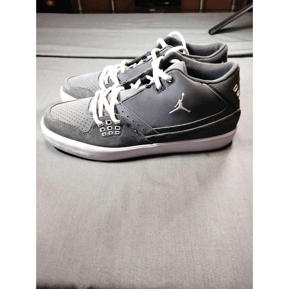 EUC-RARE Jordan Flight 23 Classic 2012 Shoe Men 8.5 Gray Sneakers 510892-006